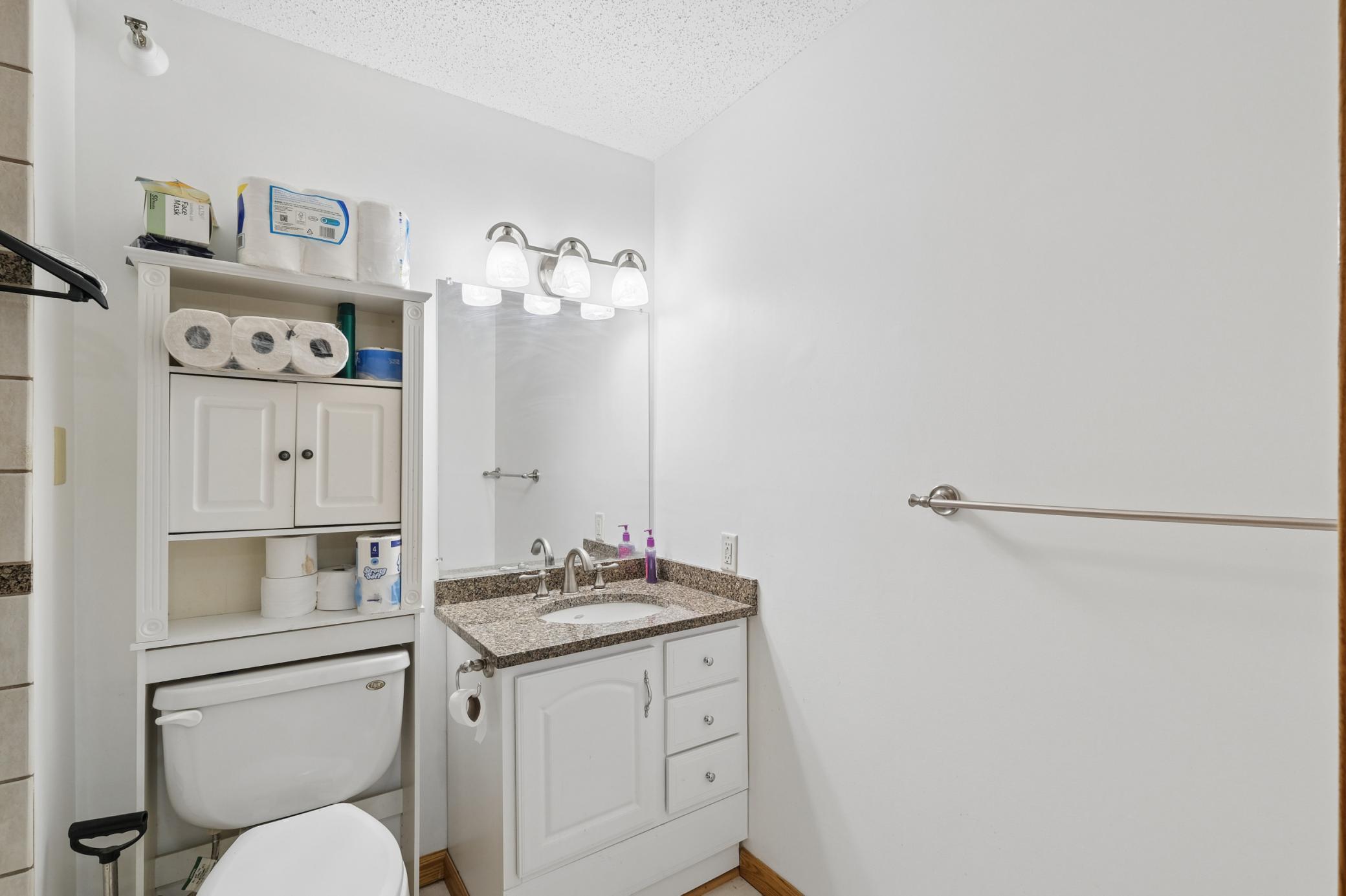 500 County B Road West, Unit 111 Roseville, MN 55113 - Photo 17 of 25