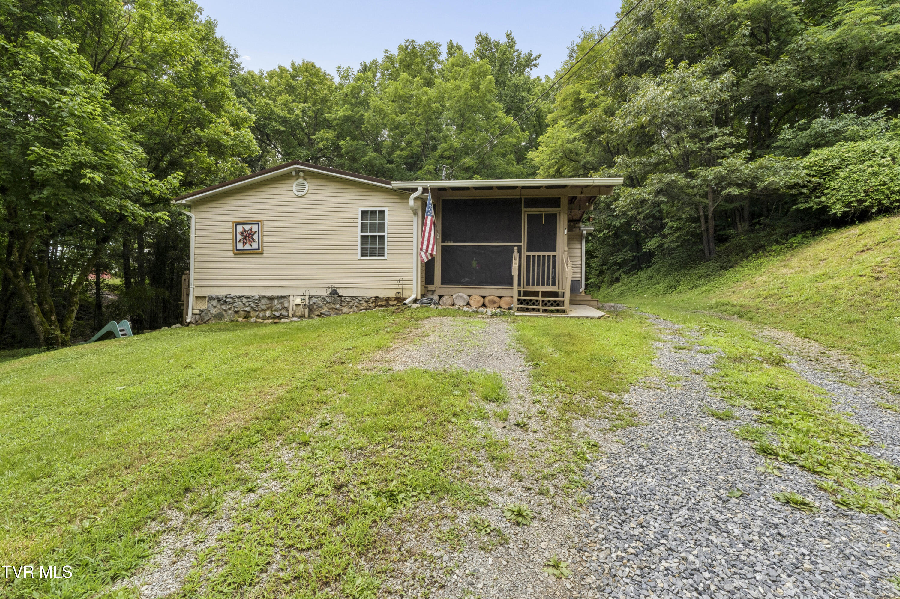 130 Valley Road Telford, TN 37690 - Photo 1 of 65 Valley-50