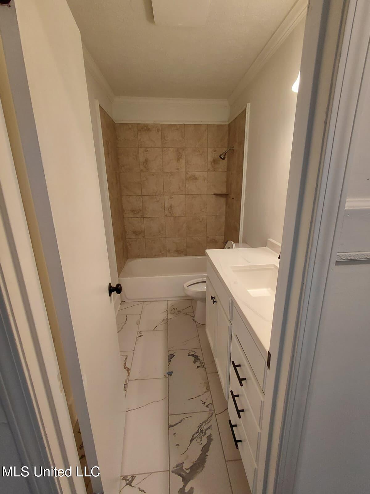 352 Beverly Circle Crystal Springs, MS 39059 - Photo 13 of 27 WhatsApp Image 2026-01-22 at 19.36.46