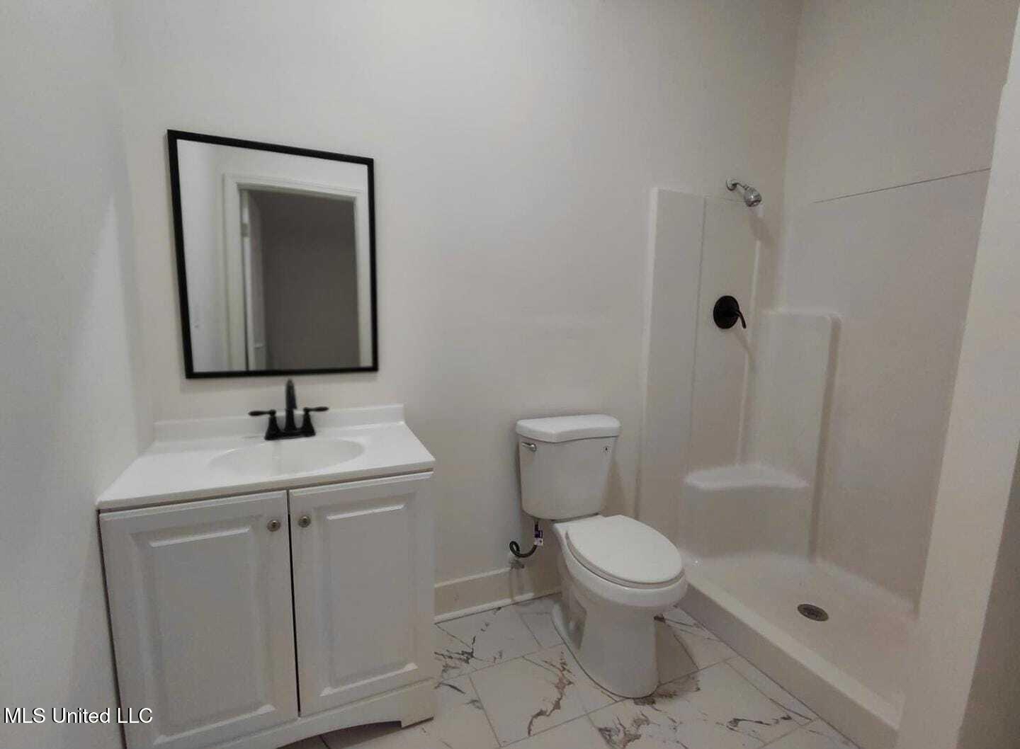 352 Beverly Circle Crystal Springs, MS 39059 - Photo 16 of 27 WhatsApp Image 2026-01-23 at 09.29.50