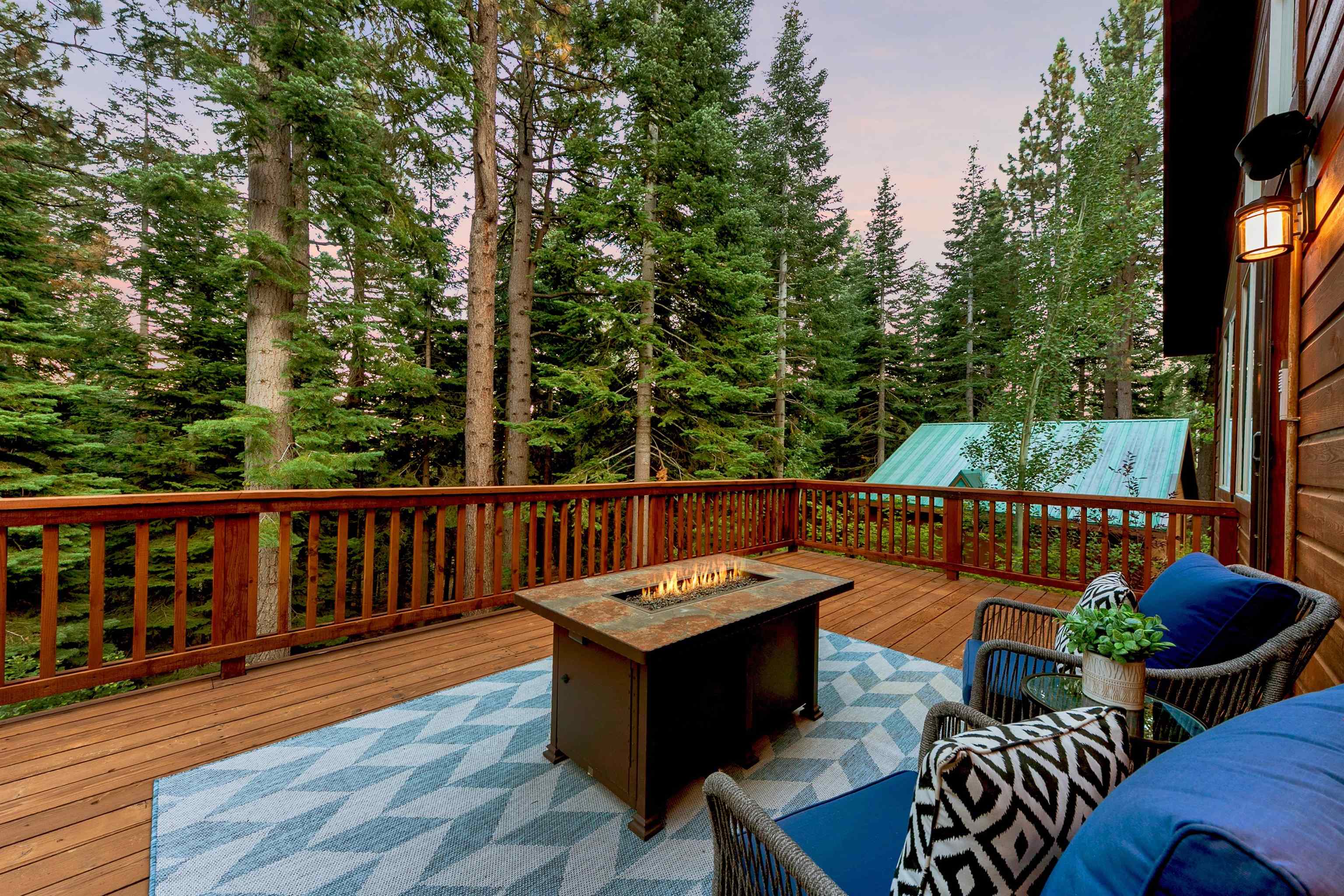 11781 Chamonix Road Truckee, CA 96161 - Photo 9 of 28 a view of a chairs with wooden floor