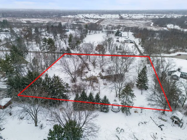 $399,900 | 27W264 80th Street, Naperville, IL 60565