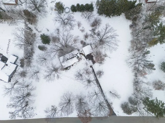 $399,900 | 27W264 80th Street, Naperville, IL 60565