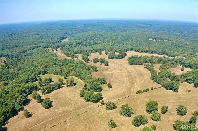 $1,290,000 | 0 Top Ozark Road, Belgrade, MO 63622