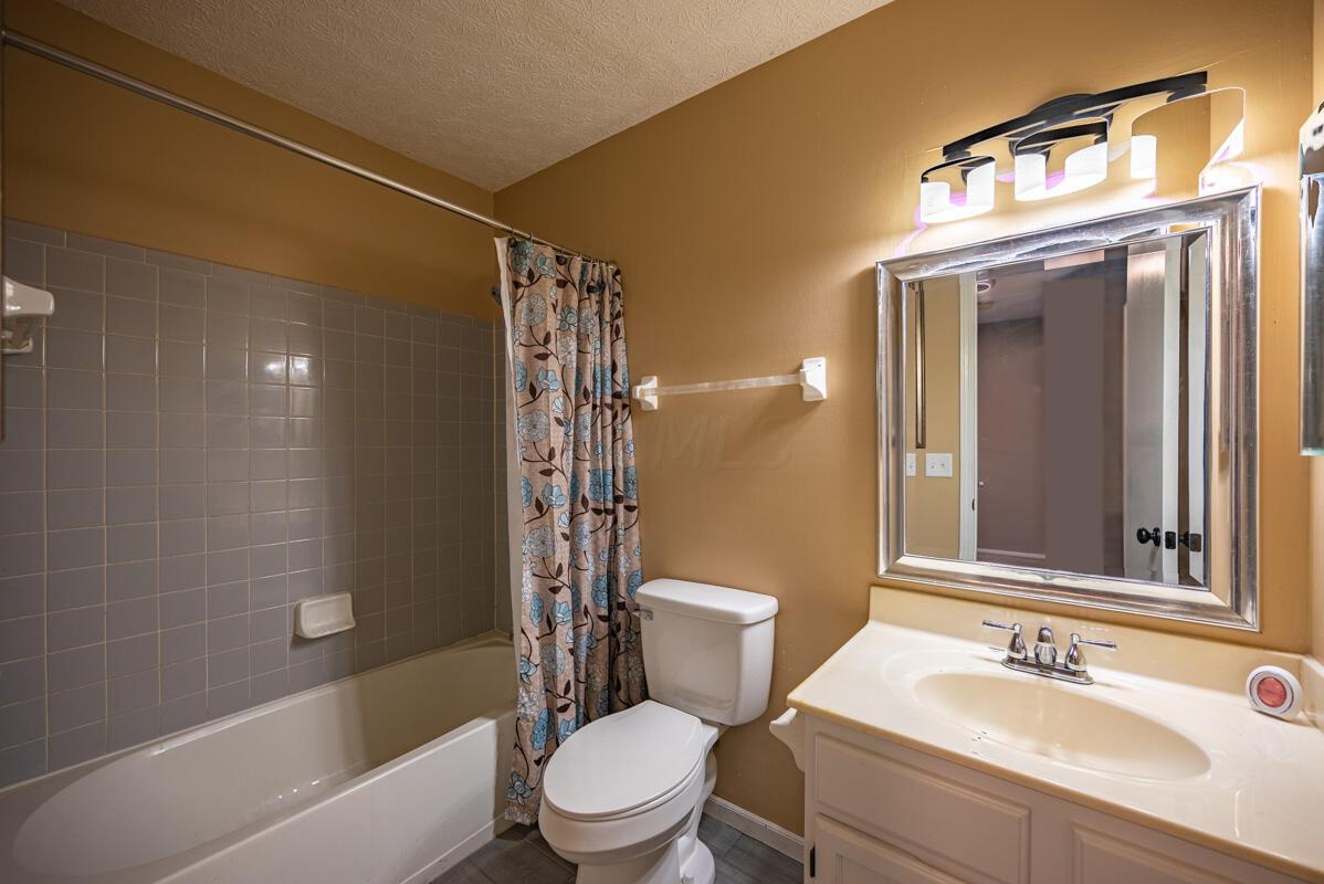 2974 Tracer Road Columbus, OH 43232 - Photo 12 of 15 Gallery Image 12