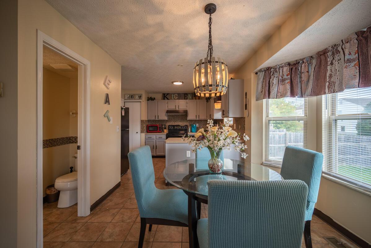 2974 Tracer Road Columbus, OH 43232 - Photo 6 of 15 Gallery Image 6