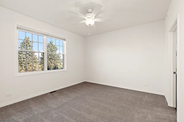 $3,500 | 58 Olympus Drive, Tinley Park, IL 60477