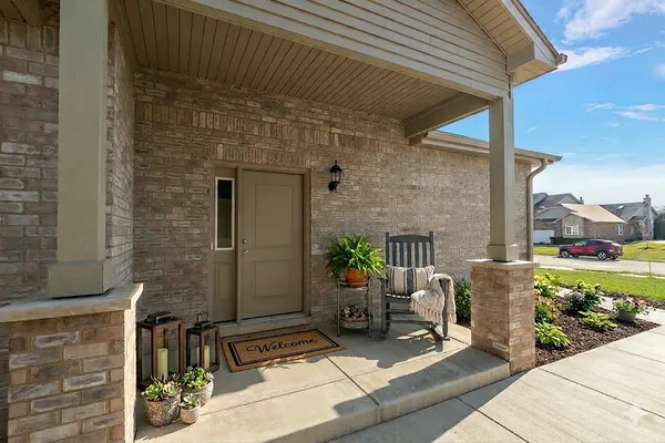 $3,500 | 58 Olympus Drive, Tinley Park, IL 60477