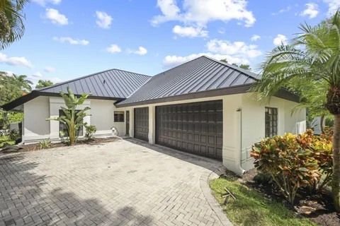 $2,995,000 | 3235 Hyde Circle, Boca Raton, FL 33434
