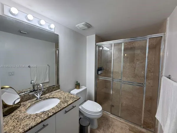 $4,900 | 41 Southeast 5th Street, Unit 2307, Miami, FL 33131