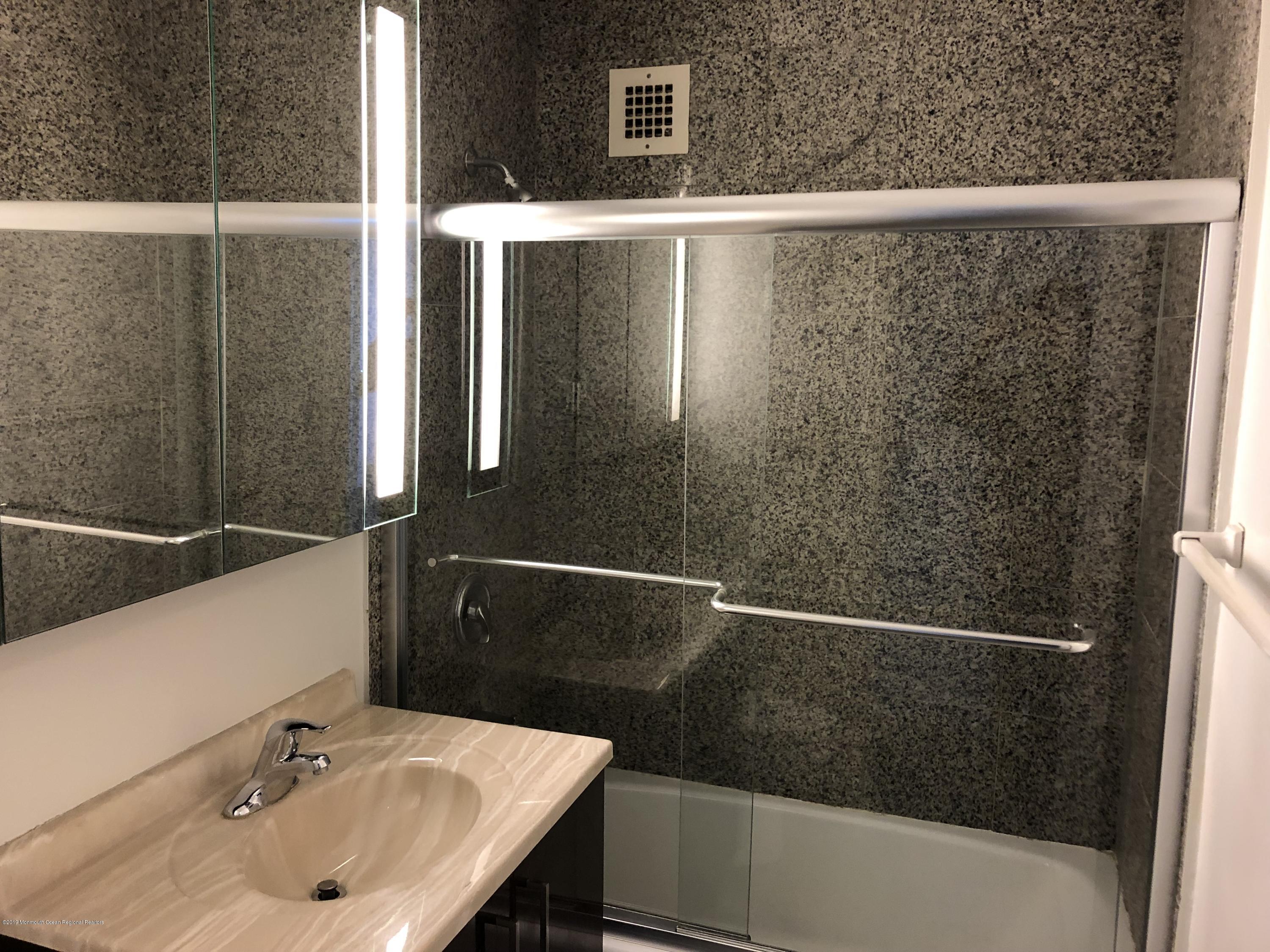 10 Ocean Boulevard, Unit 2D Atlantic Highlands, NJ 07716 - Photo 8 of 11 2nd bath