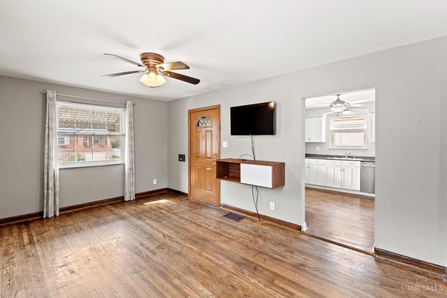 4428 Camberwell Road Cincinnati, OH 45209 - Photo 8 of 33 Gallery Image 8