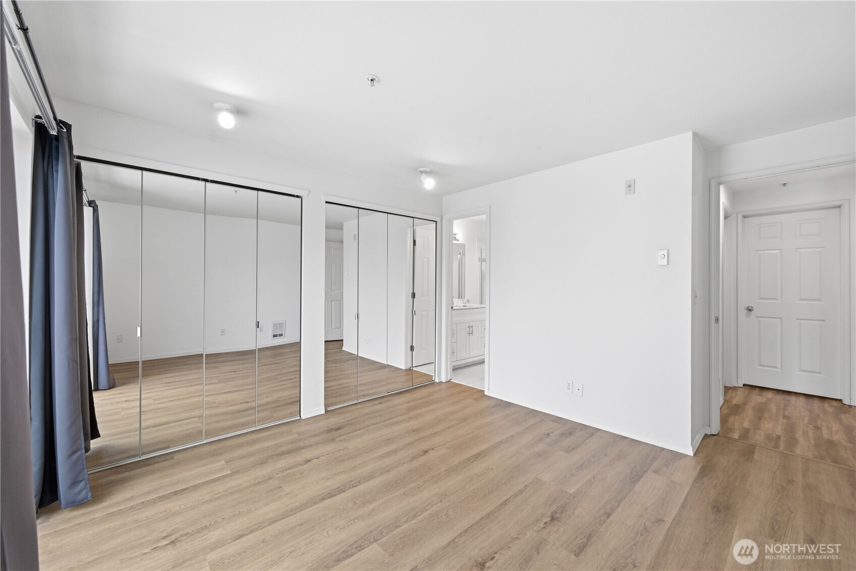 15711 Waynita Way Northeast, Unit H301 Bothell, WA 98011 - Photo 15 of 30