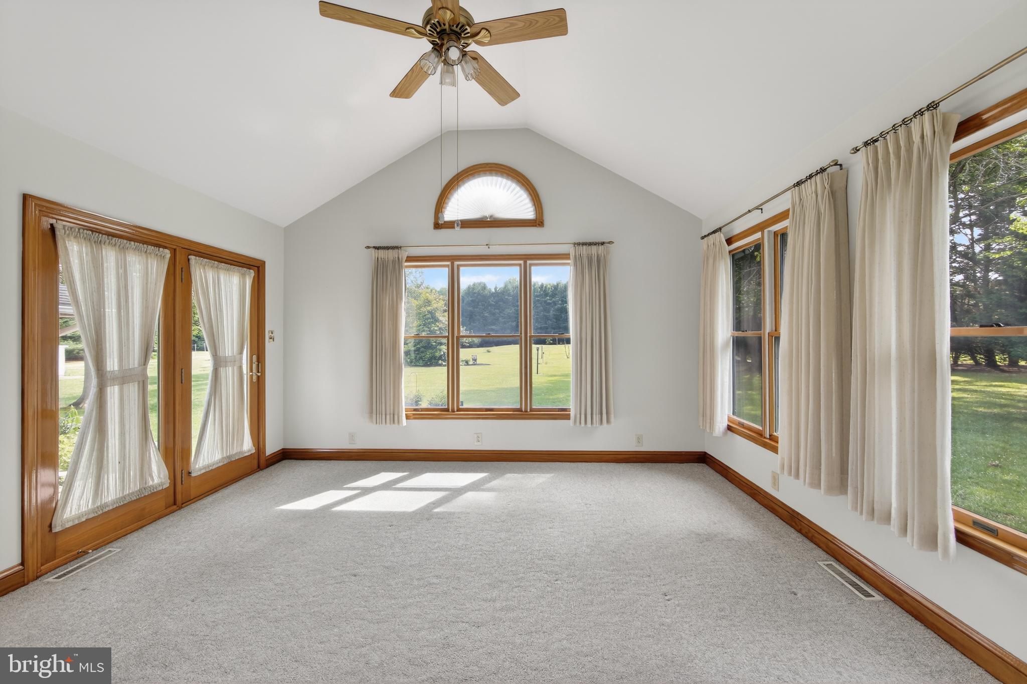 288 Union Church Road Townsend, DE 19734 - Photo 11 of 39 Sunroom off the kitchen