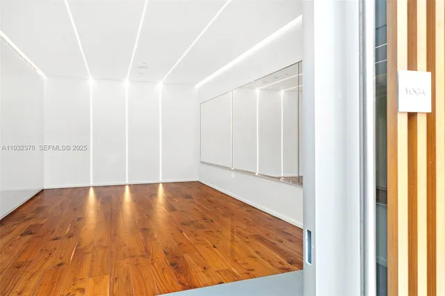 $3,500,000 | 2000 South Ocean Drive, Unit 18B, Hallandale Beach, FL 33009