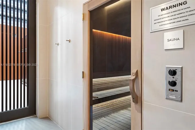 $3,500,000 | 2000 South Ocean Drive, Unit 18B, Hallandale Beach, FL 33009