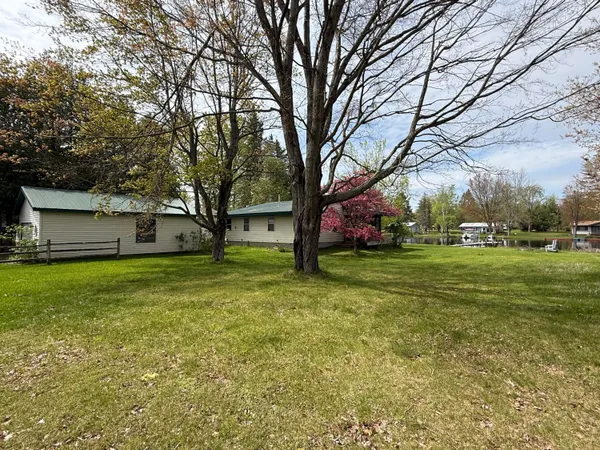$359,900 | 17079 5th Street, Barryton, MI 49305