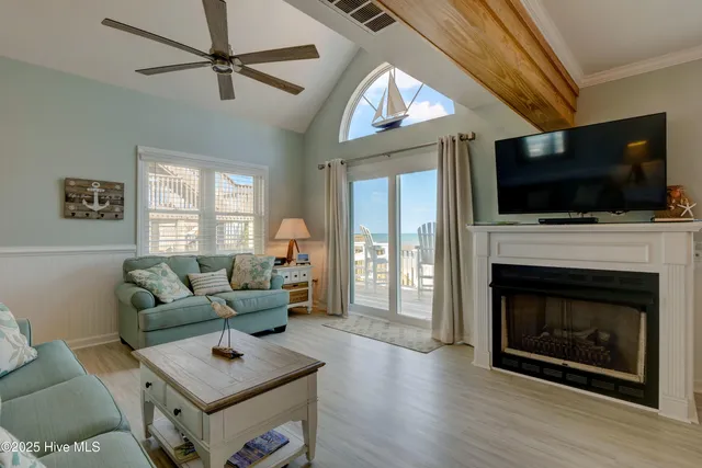$3,200 | 3946 Island Drive, North Topsail Beach, NC 28460