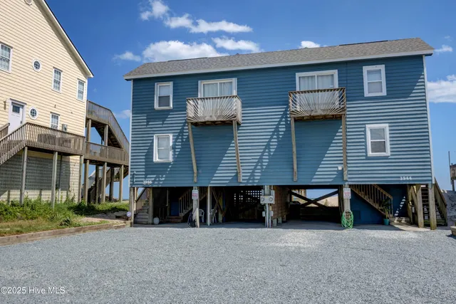 $3,200 | 3946 Island Drive, North Topsail Beach, NC 28460