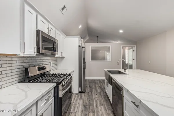 $569,000 | 535 West 15th Street, Tempe, AZ 85281