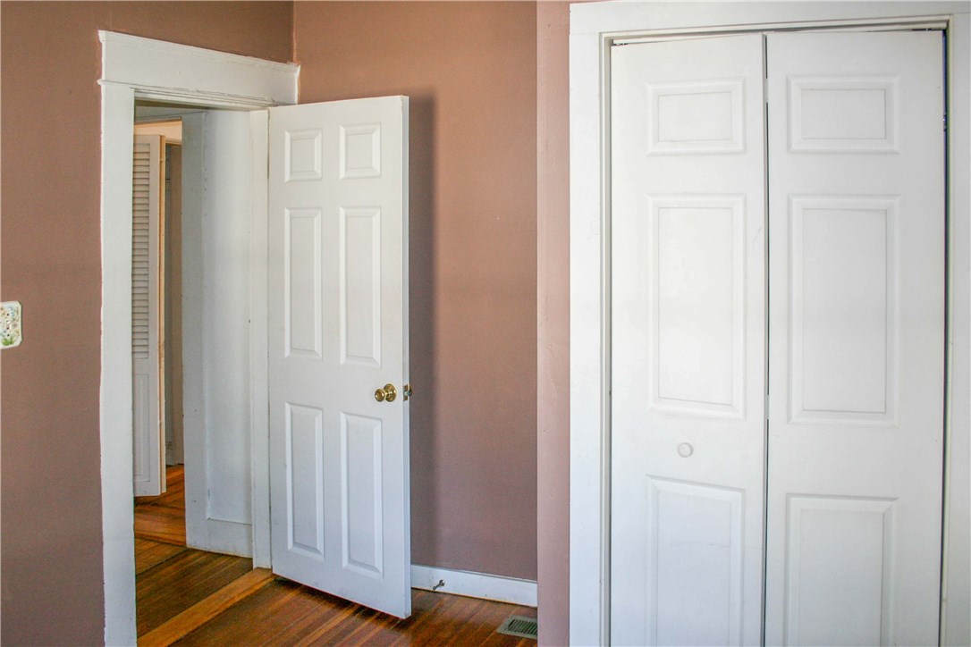 651 Post Road Warwick, RI 02888 - Photo 7 of 13 Gallery Image 7
