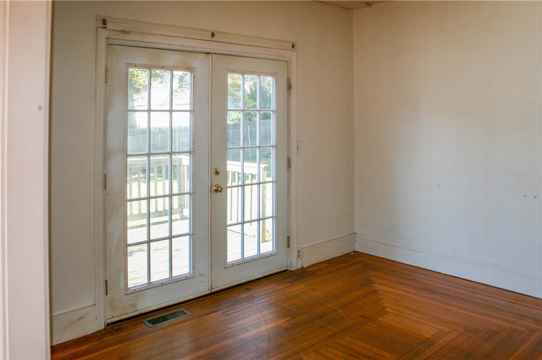 651 Post Road Warwick, RI 02888 - Photo 8 of 13 Gallery Image 8