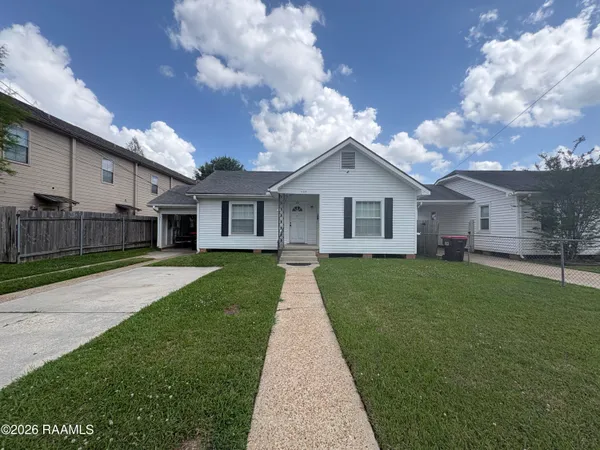 $1,425 | 605 Coolidge Street, Lafayette, LA 70503