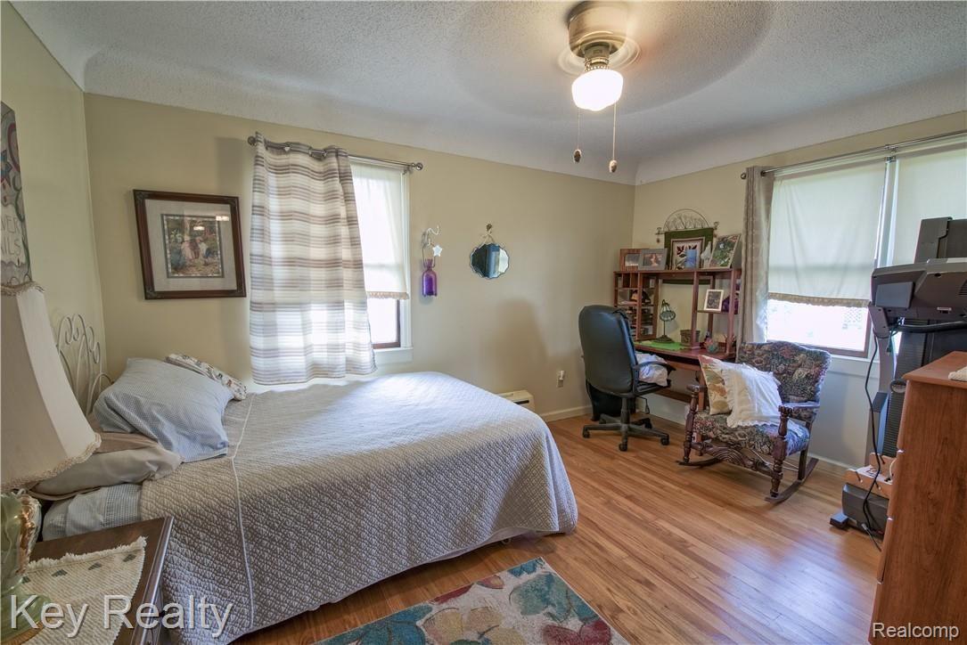 21912 Superior Road Taylor, MI 48180 - Photo 20 of 25 Smaller 21912 Superior-22.jpg