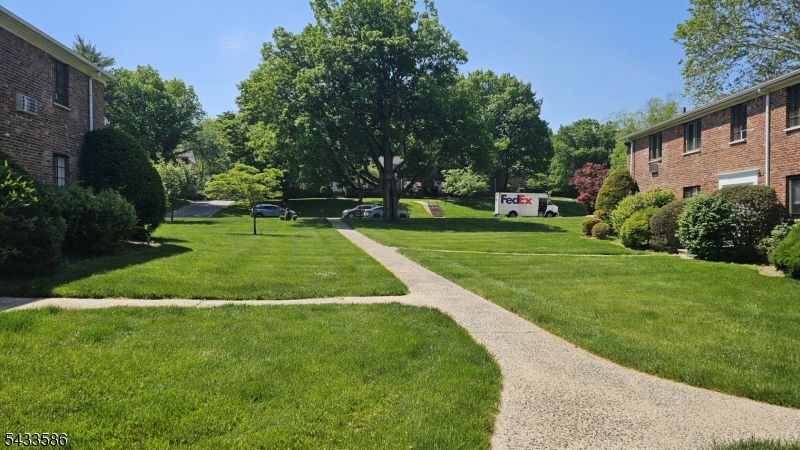 105 Troy Drive, Unit 105D Springfield, NJ 07081 - Photo 22 of 27