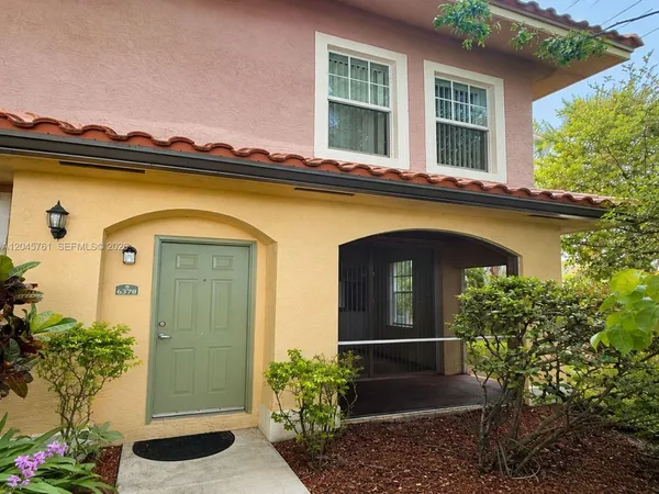 $2,300 | 6378 West Sample Road, Unit 6378, Coral Springs, FL 33067