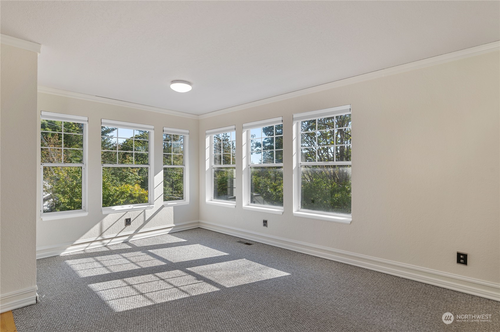 13085 Olalla Valley Road Southeast Olalla, WA 98359 - Photo 16 of 40 Gallery Image 16
