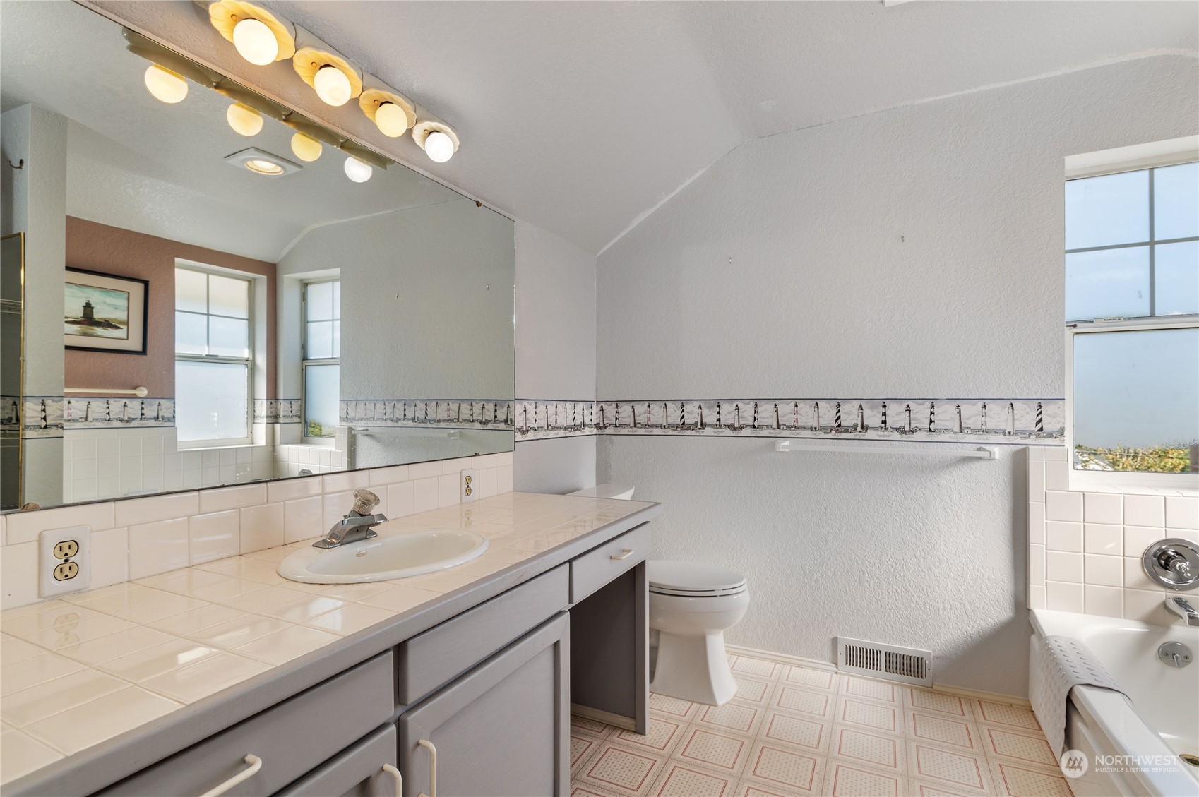 13085 Olalla Valley Road Southeast Olalla, WA 98359 - Photo 24 of 40 Gallery Image 24