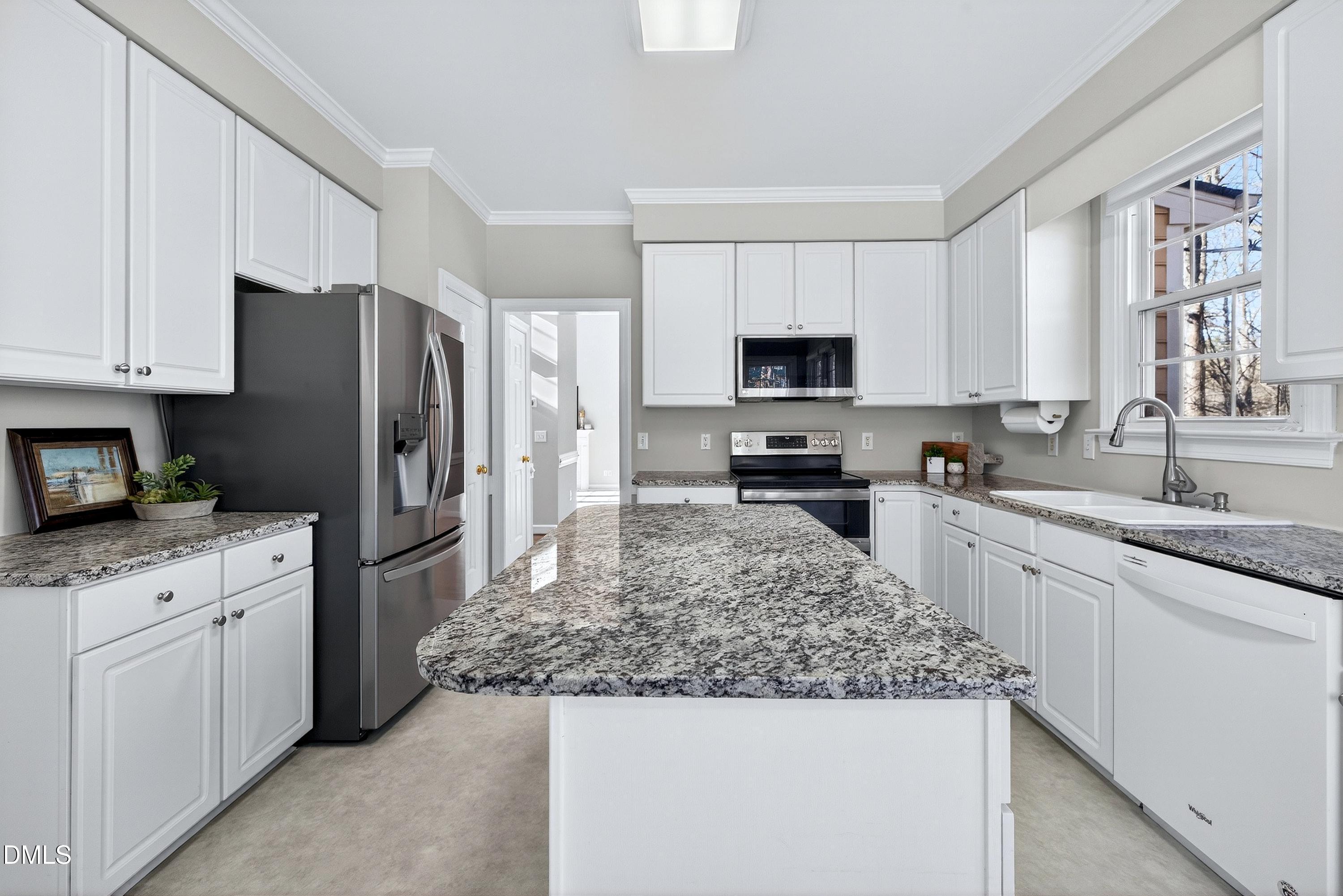 4113 Winding Oak Way Apex, NC 27539 - Photo 9 of 35 Kitchen