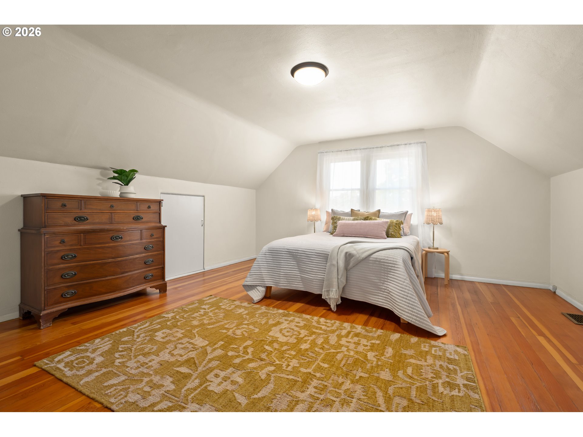 2661 Harris Street Eugene, OR 97405 - Photo 26 of 48 Bedroom, Primary