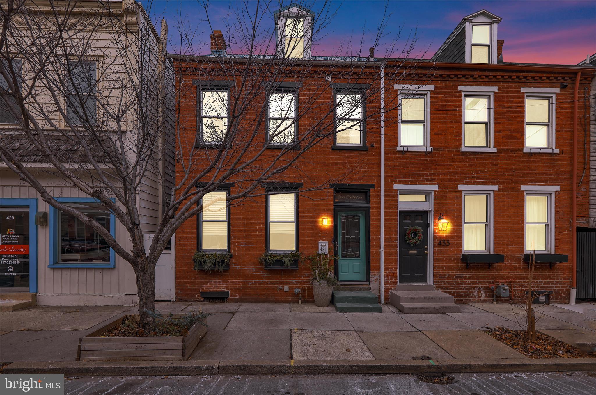 431 East Orange Street Lancaster, PA 17602 - Photo 4 of 46 a view of a building