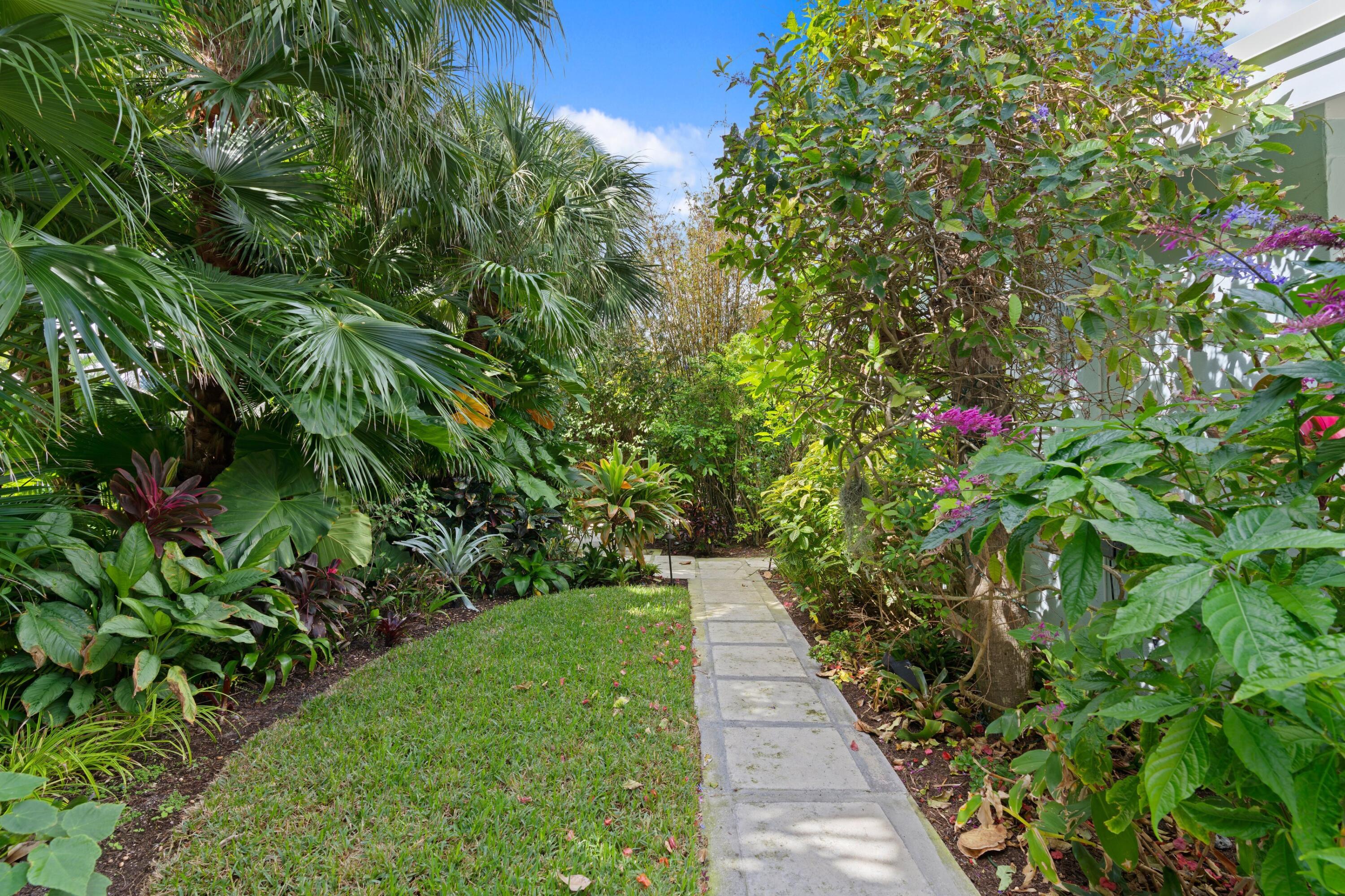 240 Celestial Way, Unit 10 Juno Beach, FL 33408 - Photo 37 of 40 DSC09508.jpg-SMALL