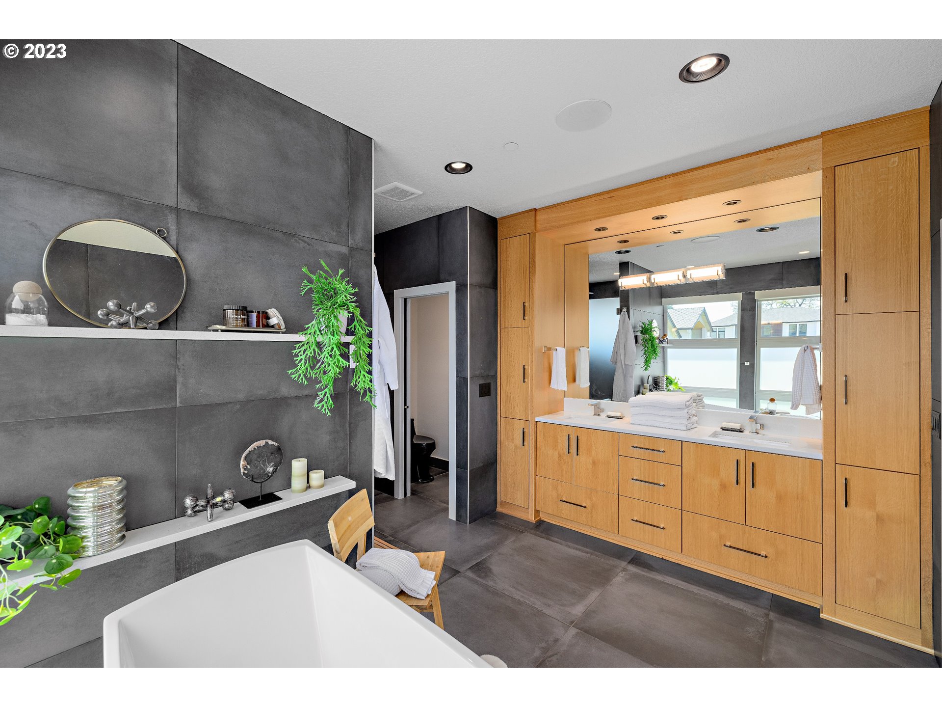 3617 Northwest McMaster Drive Camas, WA 98607 - Photo 19 of 48 a bathroom with a sink and a mirror