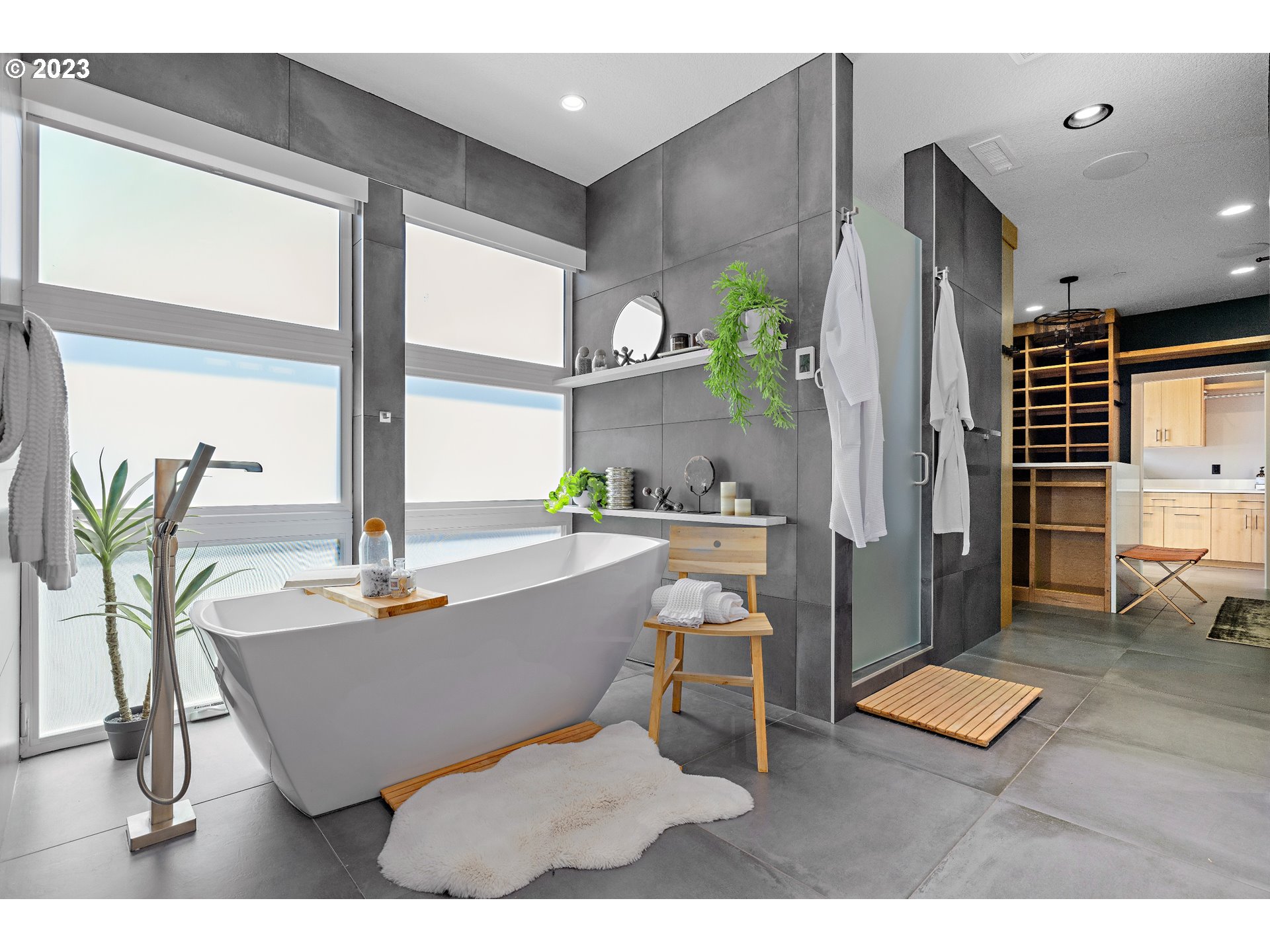 3617 Northwest McMaster Drive Camas, WA 98607 - Photo 20 of 48 a living room with furniture and a large window