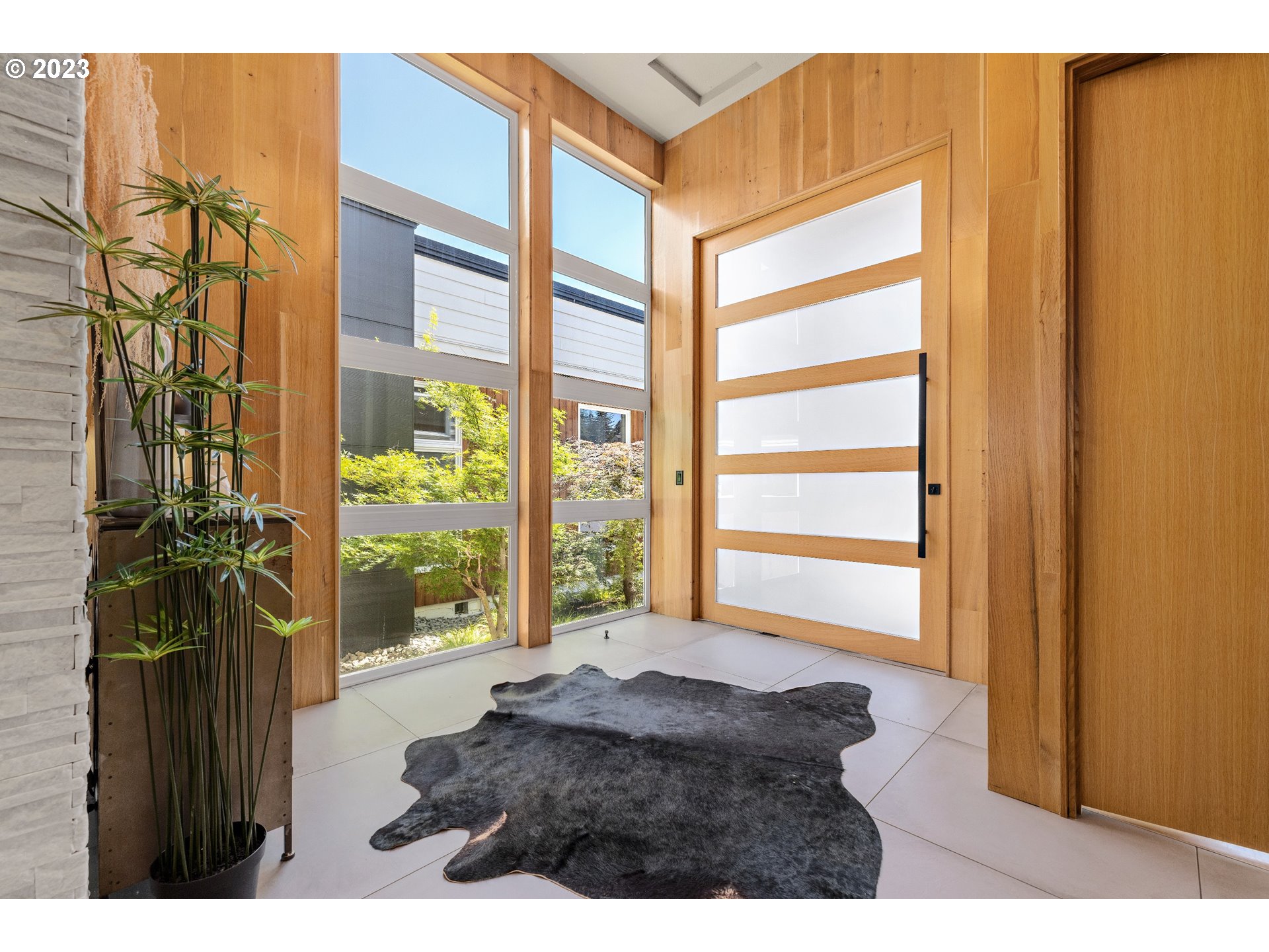 3617 Northwest McMaster Drive Camas, WA 98607 - Photo 3 of 48 a living room filled with furniture and a window