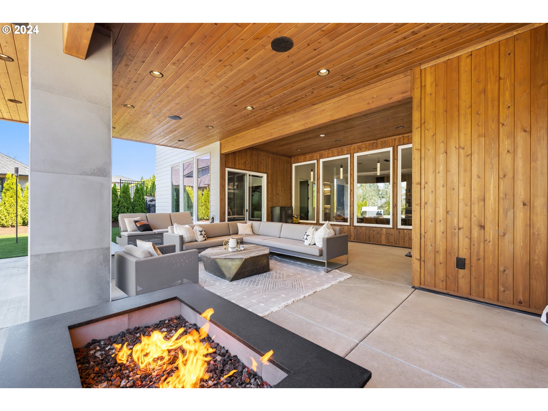 3617 Northwest McMaster Drive Camas, WA 98607 - Photo 39 of 48 a living room with furniture