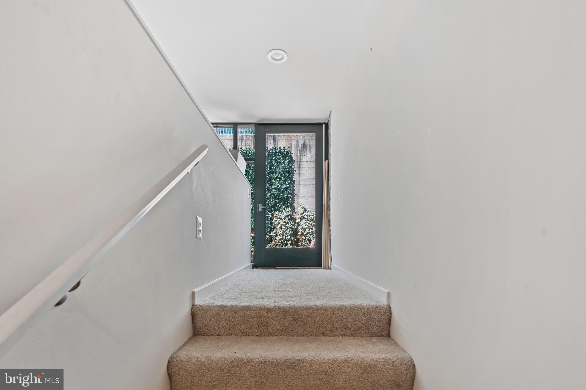 1701 Kalorama Road Northwest, Unit 102 Washington, DC 20009 - Photo 13 of 15
