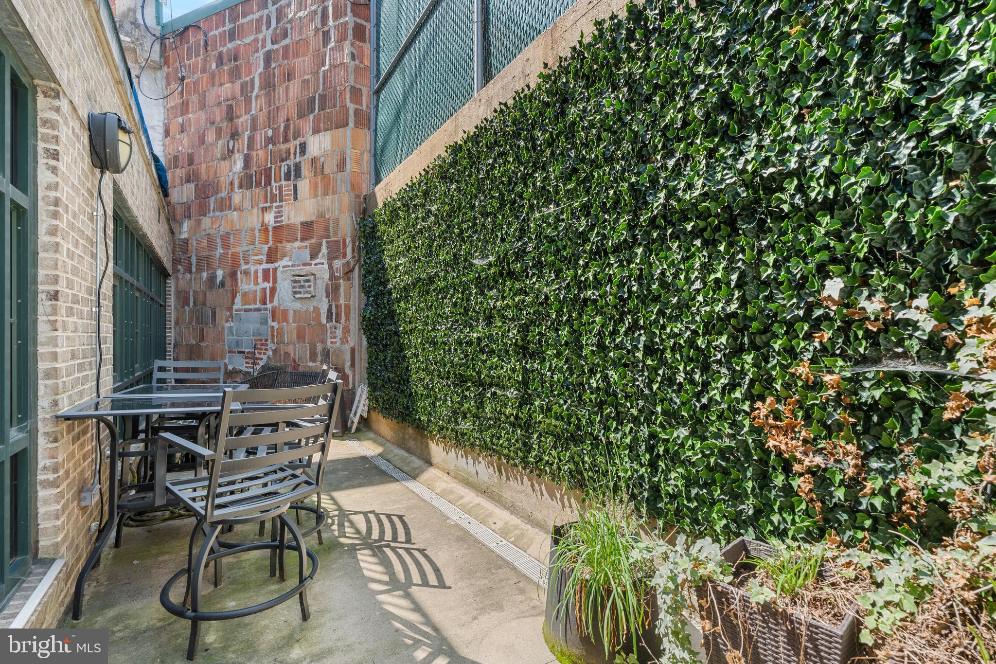 1701 Kalorama Road Northwest, Unit 102 Washington, DC 20009 - Photo 14 of 15