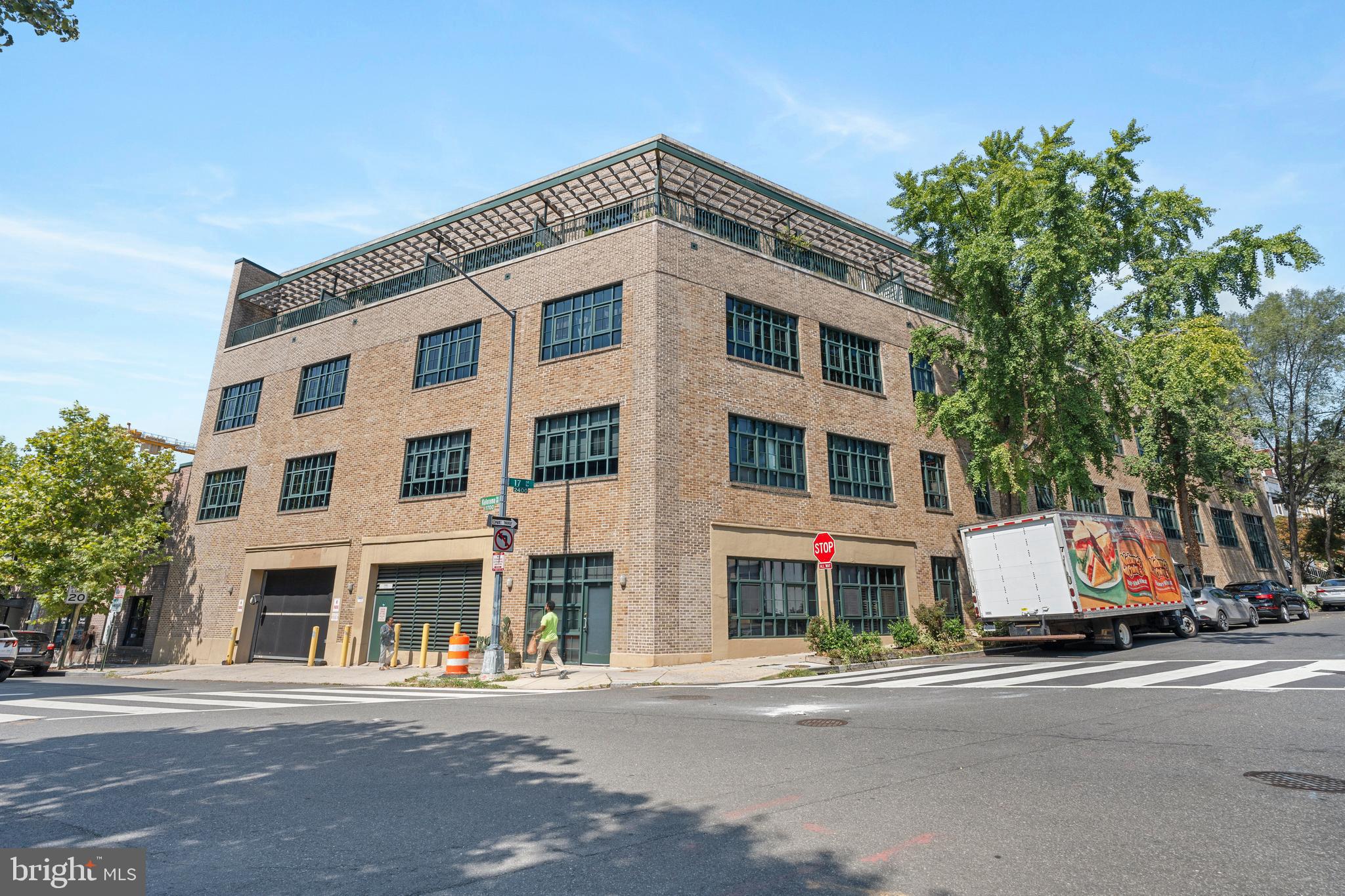 1701 Kalorama Road Northwest, Unit 102 Washington, DC 20009 - Photo 3 of 15