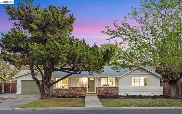 $998,000 | 1800 Gilardy Drive, Concord, CA 94518