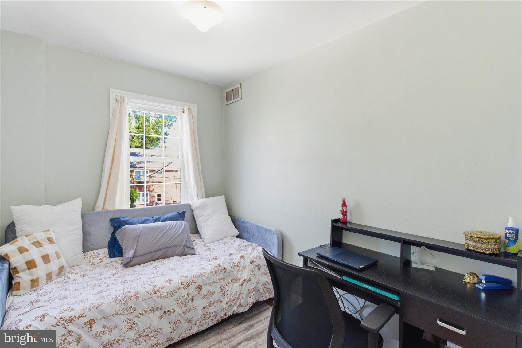 8336 Edgedale Road Baltimore, MD 21234 - Photo 25 of 32 Gallery Image 25