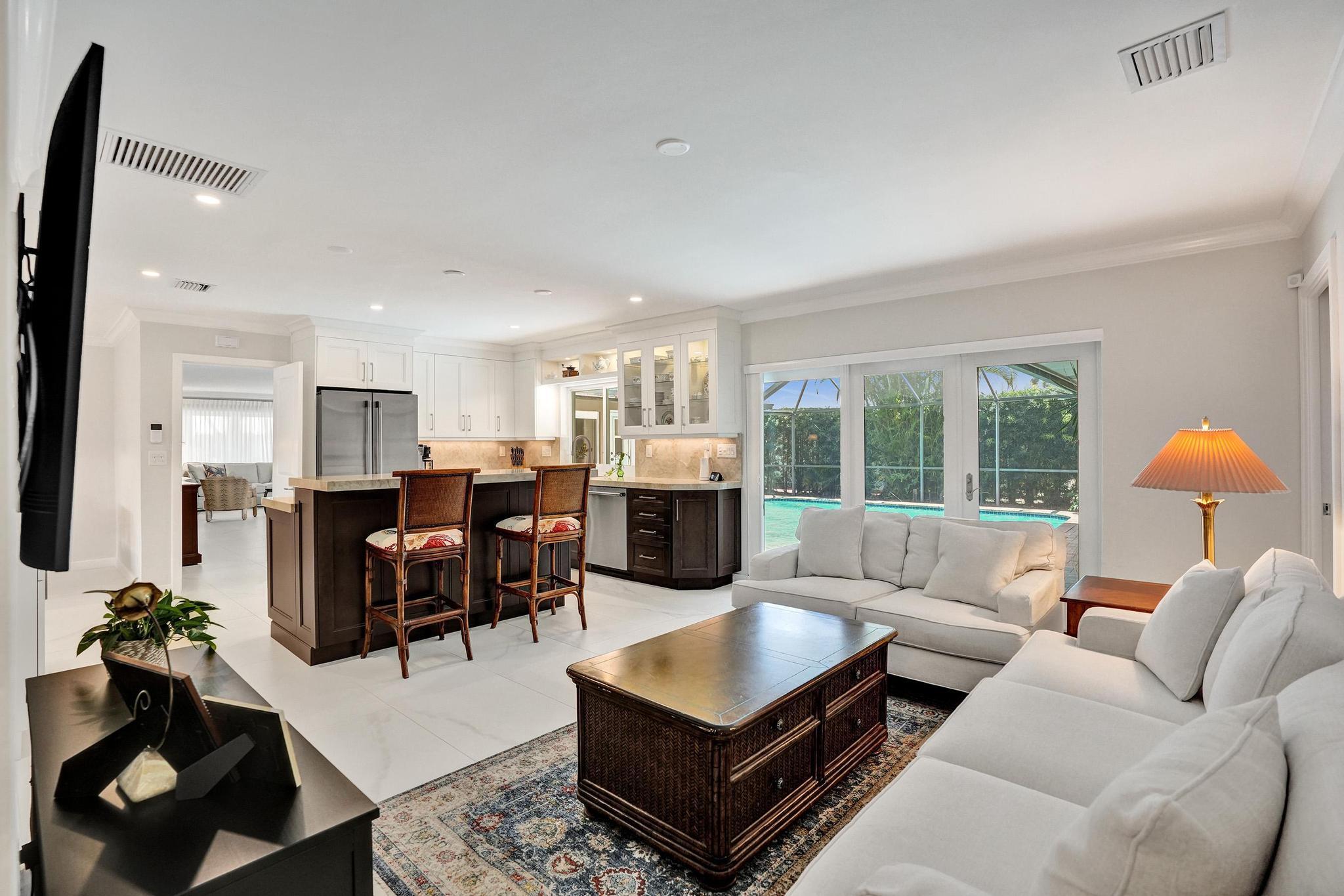 291 Southwest 75th Terrace Plantation, FL 33317 - Photo 7 of 24 DSC08104