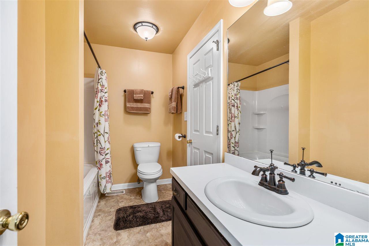 2529 Sayers Road Fultondale, AL 35068 - Photo 13 of 25