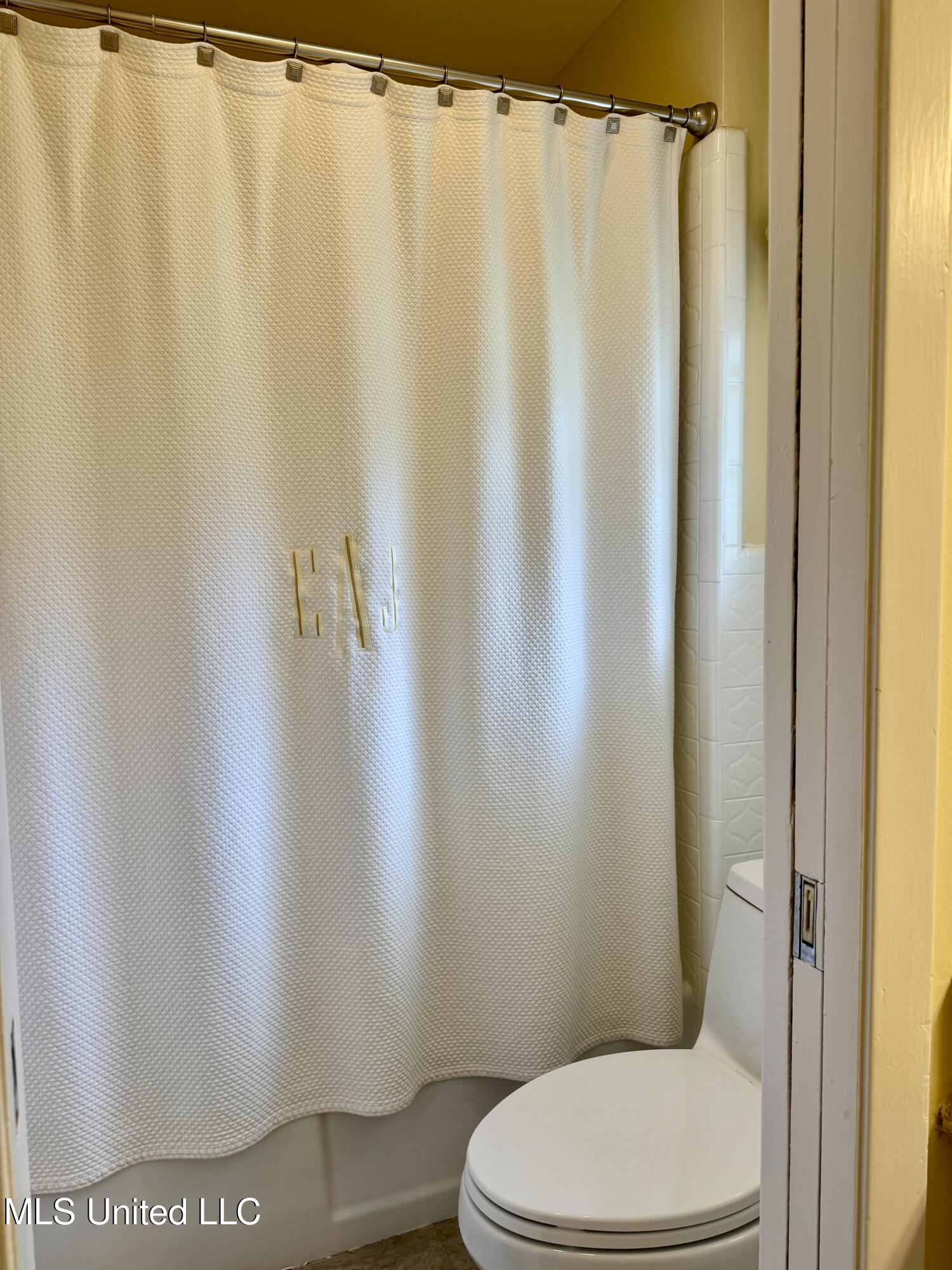 101 North Meadow Road Natchez, MS 39120 - Photo 39 of 57 IMG_4471