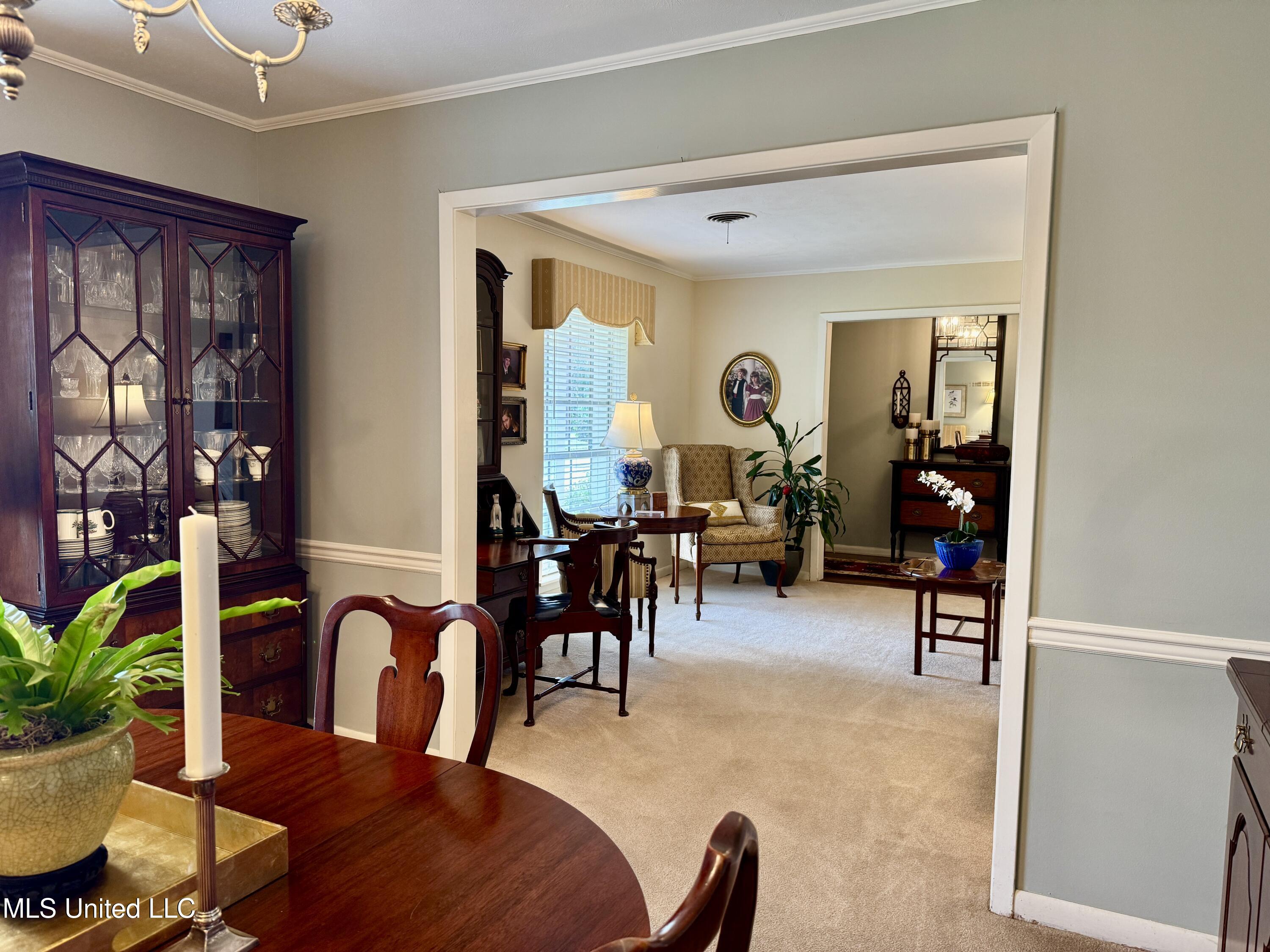 101 North Meadow Road Natchez, MS 39120 - Photo 9 of 57 IMG_4486