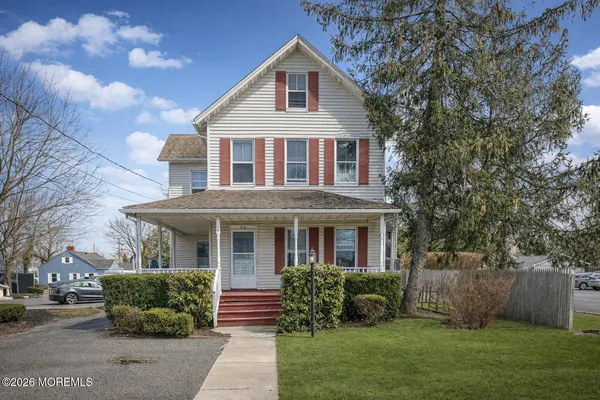 $575,000 | 20 North Main Street, Marlboro, NJ 07746